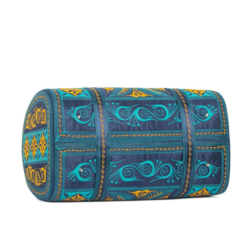 Unique Traditional Design - Rerebe Mini Weekender Bag - Picture 5 of 8